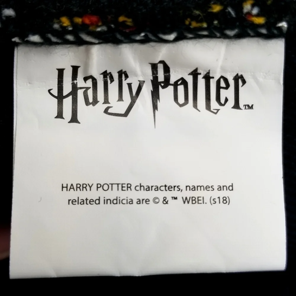 Harry Potter Gryffindor Logo Pompom  Knitted Beanie Hat, O/S
